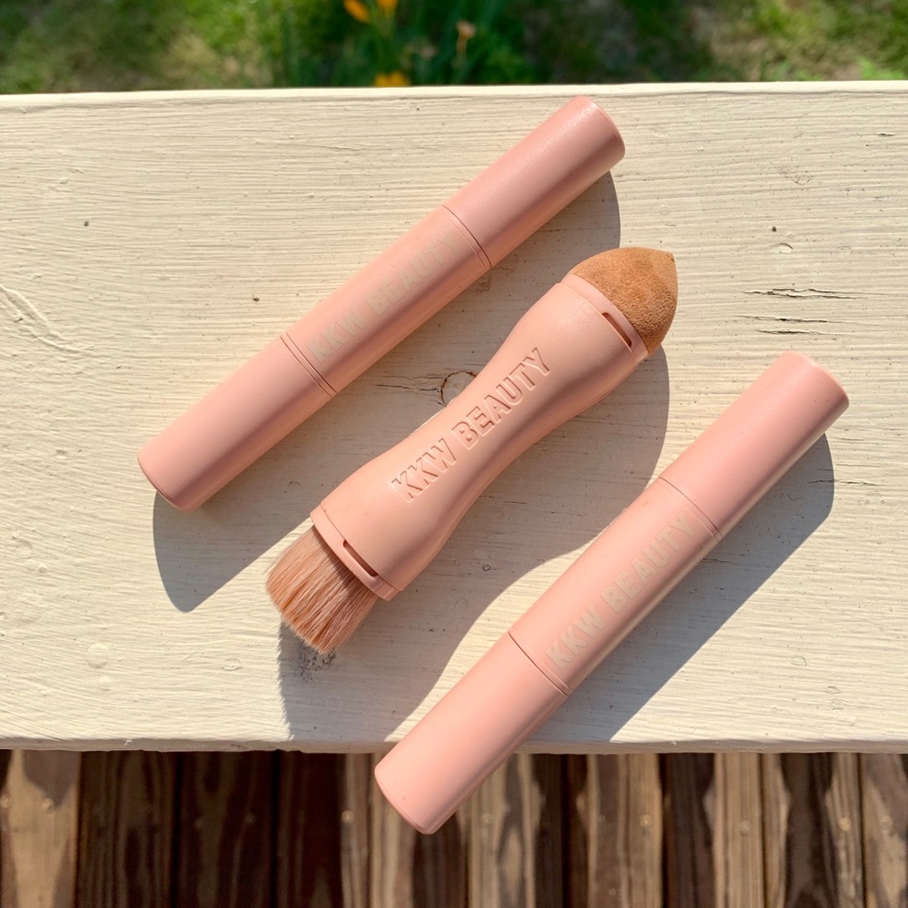 KKW Beauty Creme contour and Highlight Kit - Dark